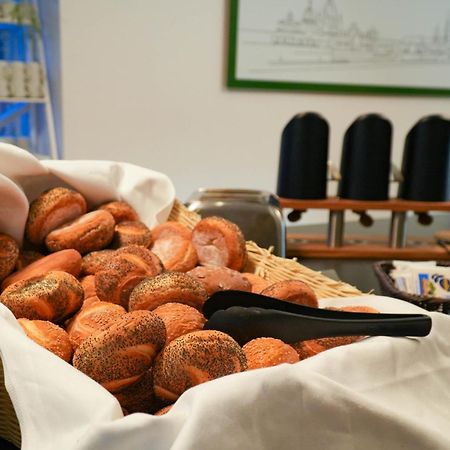 DJH Jugendherberge Dresden - Jugendgästehaus Eksteriør billede