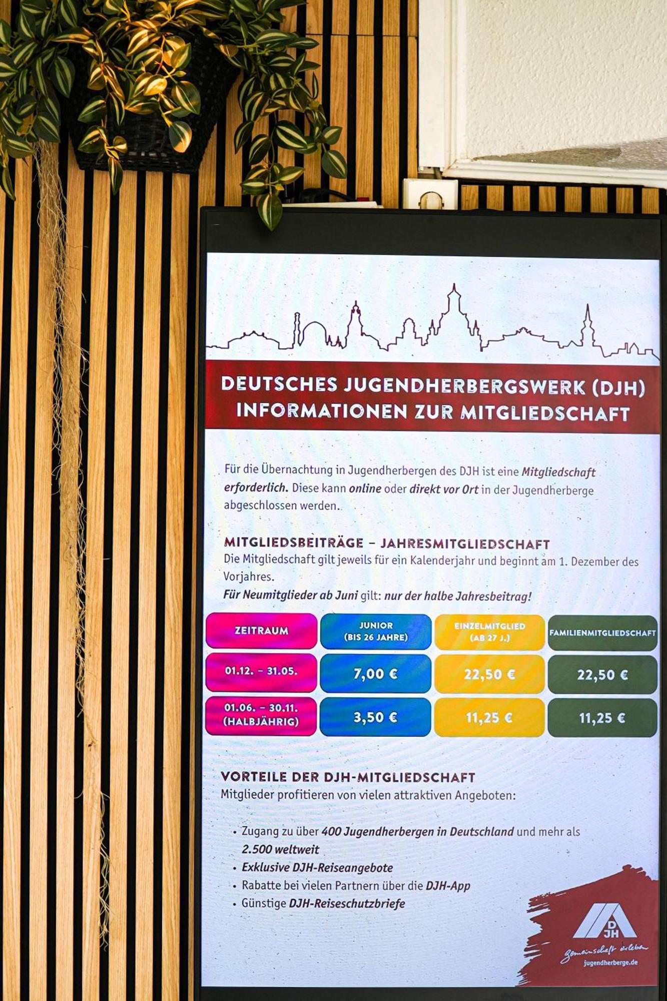 DJH Jugendherberge Dresden - Jugendgästehaus Eksteriør billede